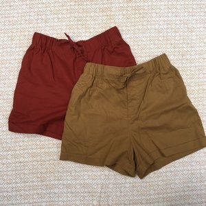 Set of 2 UNIQLO cotton linen shorts